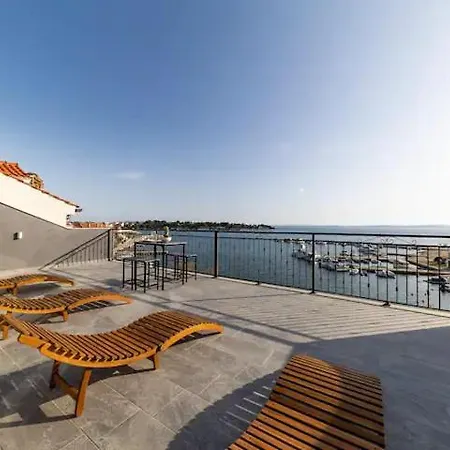 Holiday home Roko House - Right Next To The Sea *